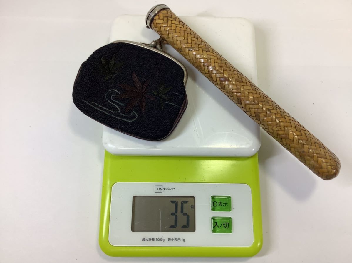 2120  骨董　竹製瓢箪根付煙草入れ　提物　提げ物　竹細工　時代物 134) 骨董 提物 革製表刺繍付煙草入 竹編製煙管入 時代物