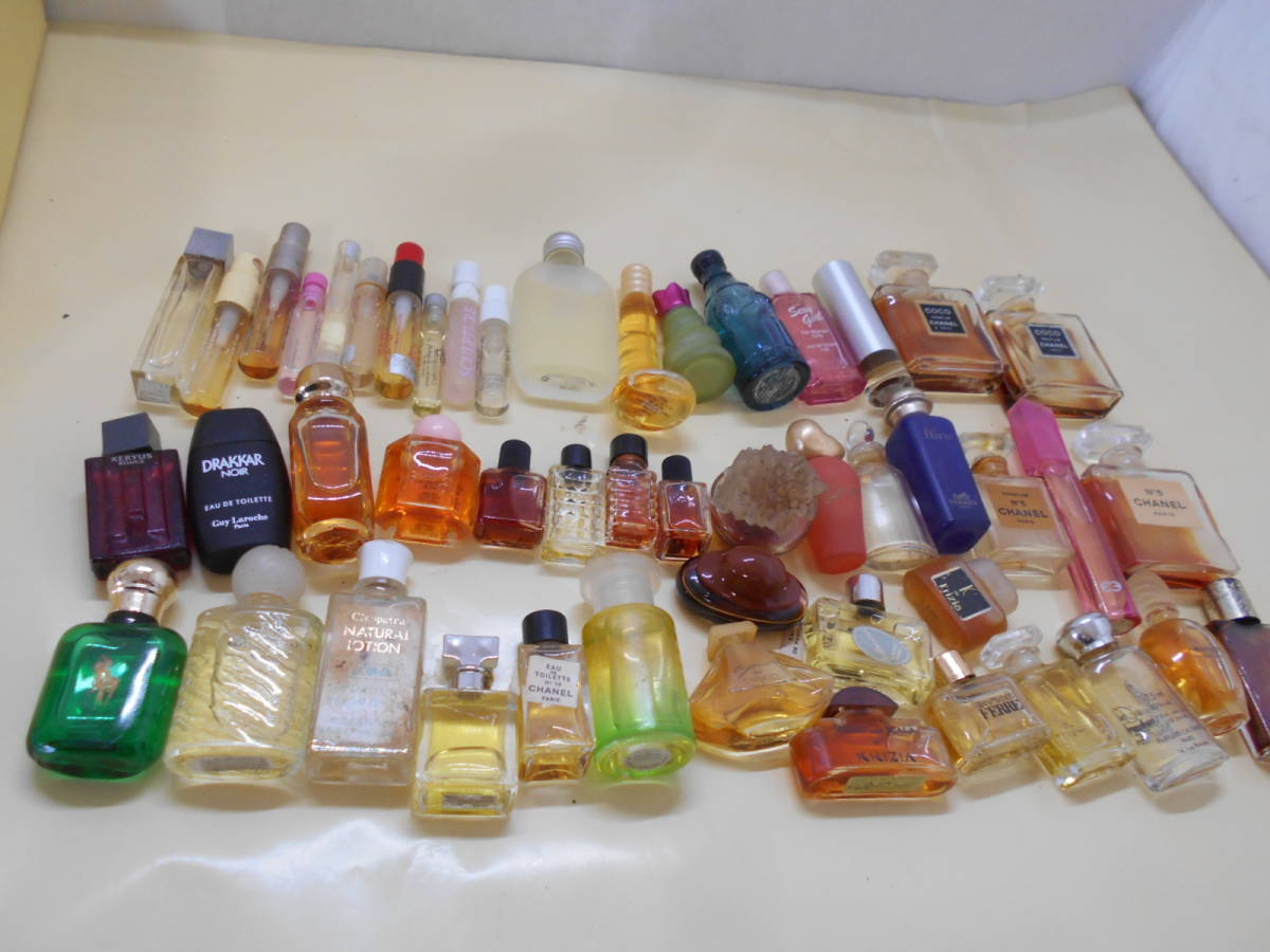  香水瓶いろいろたくさん 品(香水、フレグランス)｜売買されたオークション情報、yahooの商品情報をアーカイブ公開 - オークファン その他