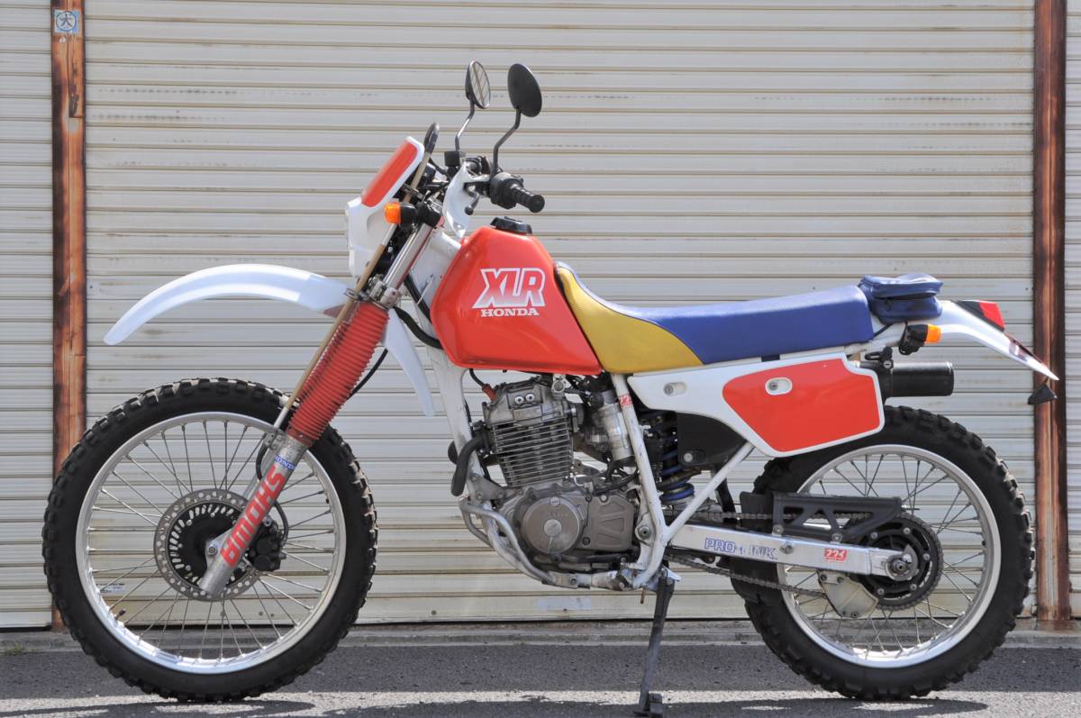 【お買い得，大人気】 ホンダ XLR 250 MD20 エンジン 車体 調子良好 程度良好 個人出品 全国陸送 可能 大阪府 堺市 53.596キロ 書類あり(126cc-250cc)｜売買されたオークション情報、yahooの商品情報をアーカイブ公開 - オー 126cc-250cc