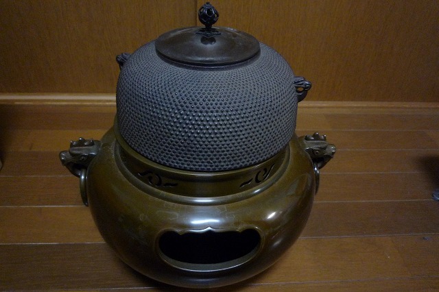 茶道具 唐銅 茶釜 共箱 唐銅鬼面風炉 風炉 麻生雄芳・菊地政光造 価格