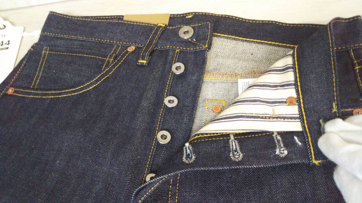 美品♪ LEVI