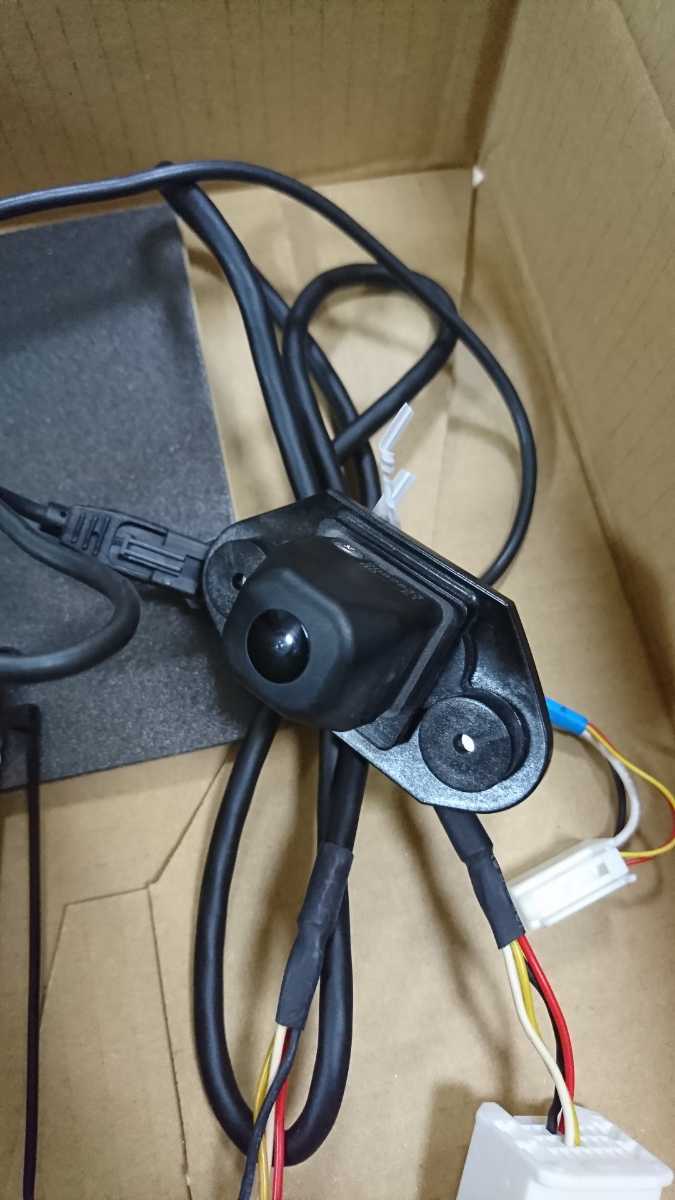 04141ヴォクシー・ノア・70系トヨタバックカメラ★08634-28042★中古美品・純正・送料520円 バックカメラ 70系 トヨタ純正 70ノア 70ヴォクシー カムリハイブリッド