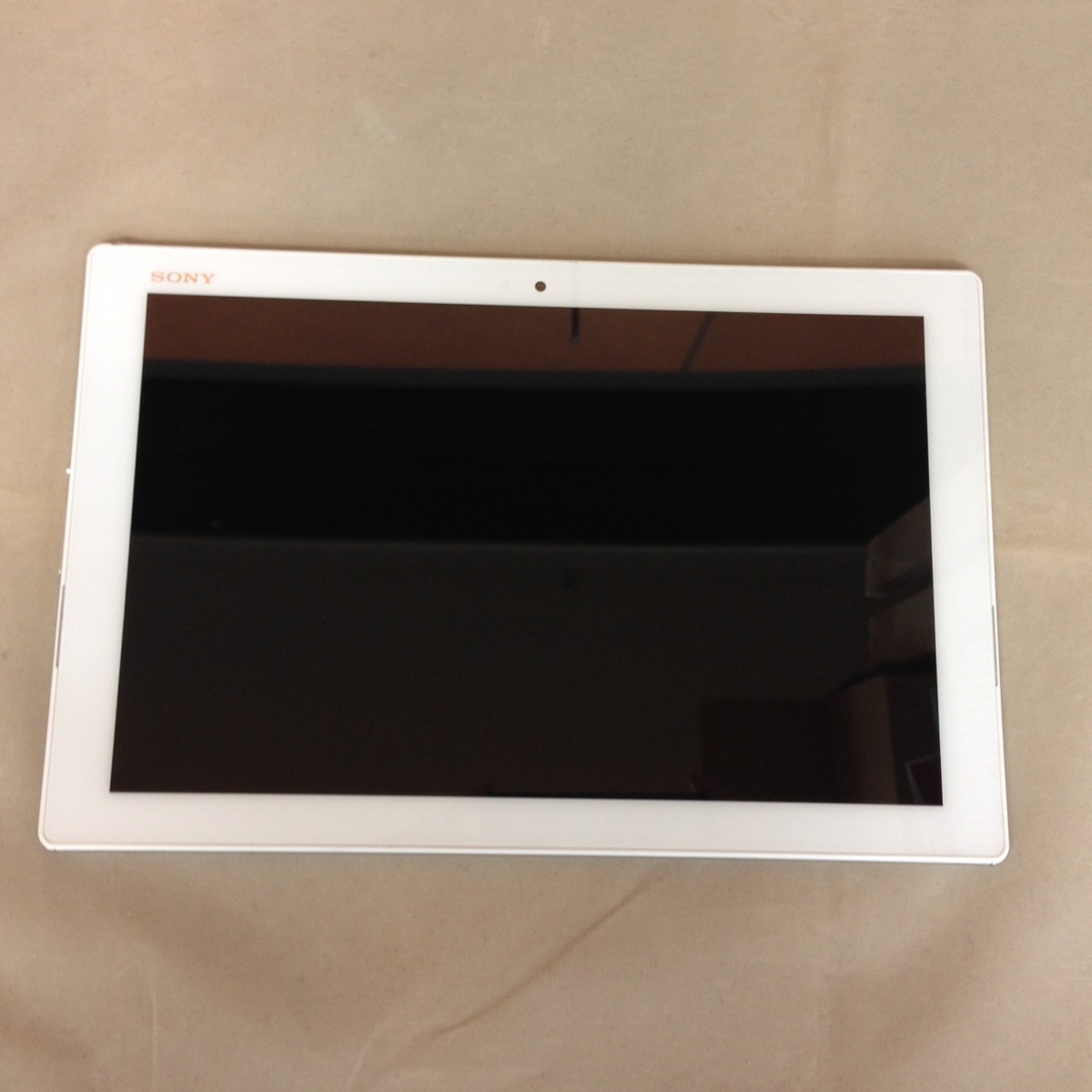 docomo(ドコモ) SONY XPERIA Z4 Tablet SO-05G ホワイト nanoSIM 2015