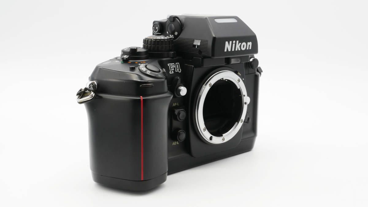 Nikon AF 35-70mm F4 Nikkor Camera Lens Film D NIKKOR r⁄Nikon 35mm F