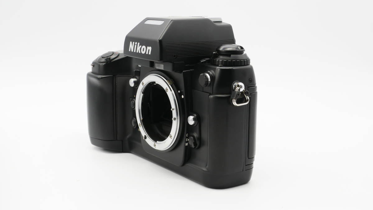 Nikon AF 35-70mm F4 Nikkor Camera Lens Film D NIKKOR r⁄Nikon 35mm F