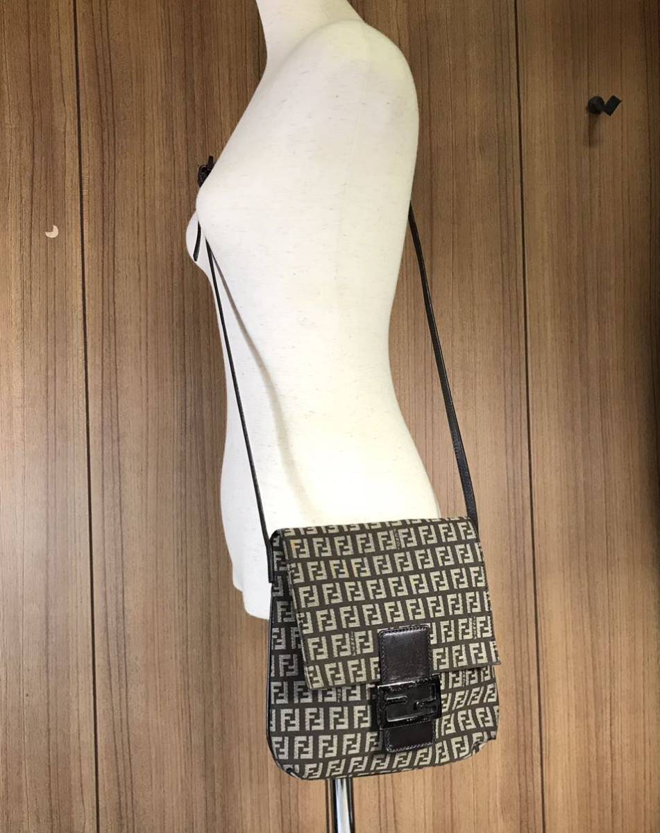 フェンディ☆FENDI キャンバス×レザー ズッキーノ ショルダーバッグ 斜 