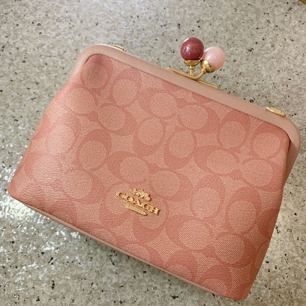 COACH コーチ ポーチ ショルダー ピンク がま口 C1452 NORA キスロック