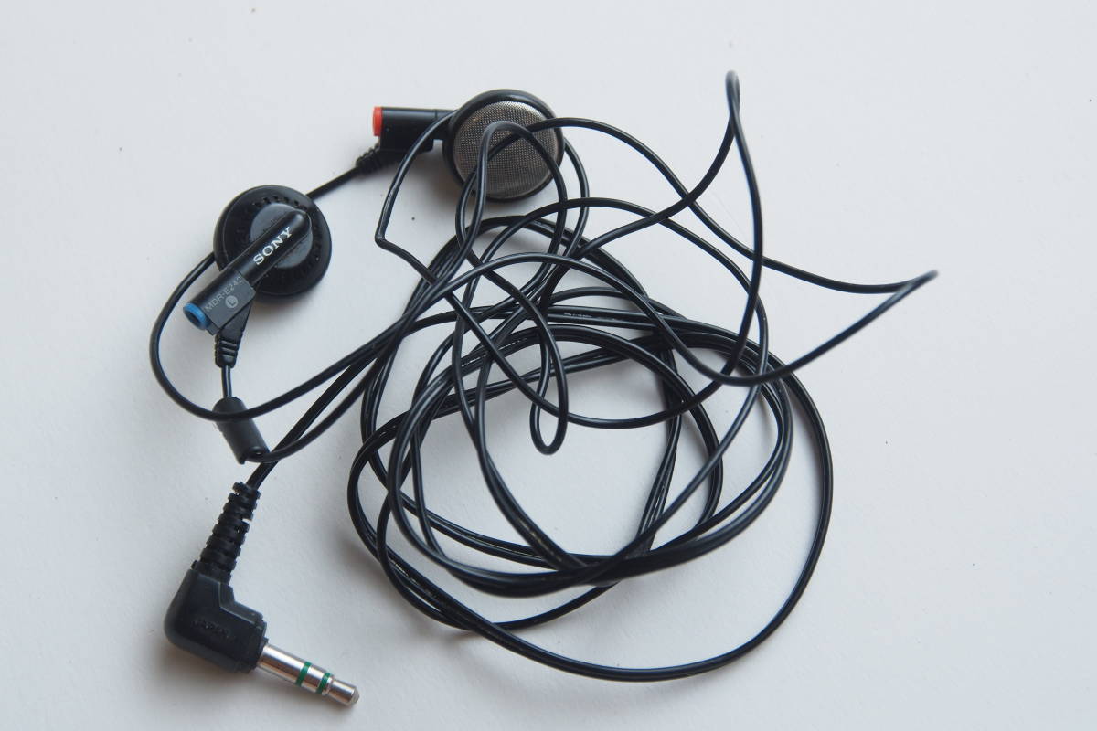 SONY 有線イヤホン MDR-E242 動作品 SONY 有線イヤホン MDR-E242 動作