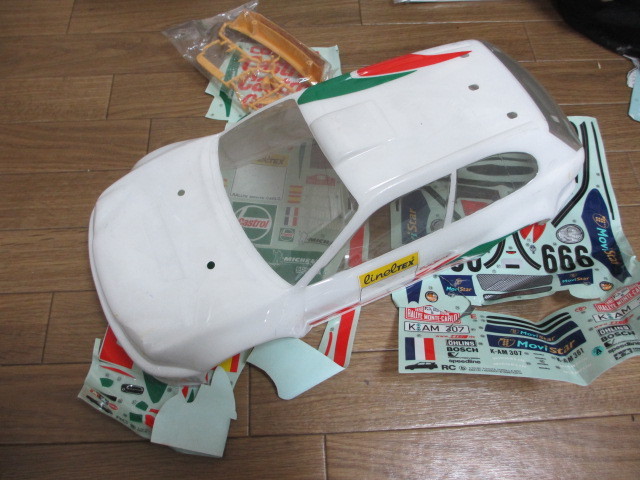 タミヤ 1/10 トヨタ　カローラＷＲＣ ボディ　中古