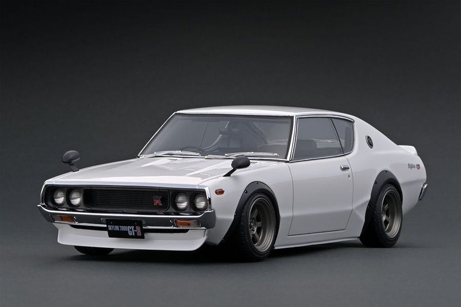 Nissan Skyline GT-R 1:18 Model R34 1⁄18 GTR Diecast AUTOart Alloy - II