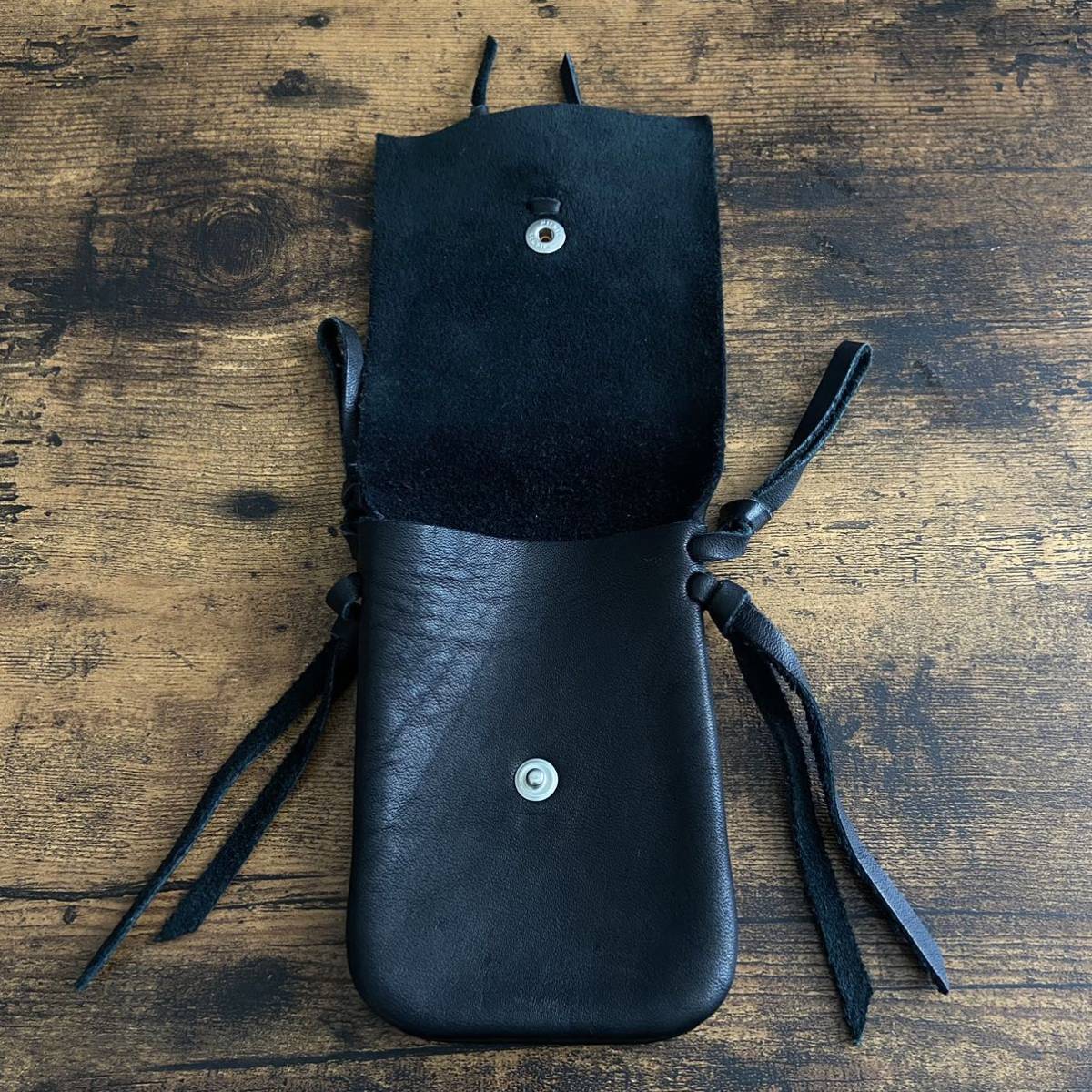 レッドムーンメディスンバッグ黒革ベルトポーチコンチョ保存袋証明書付