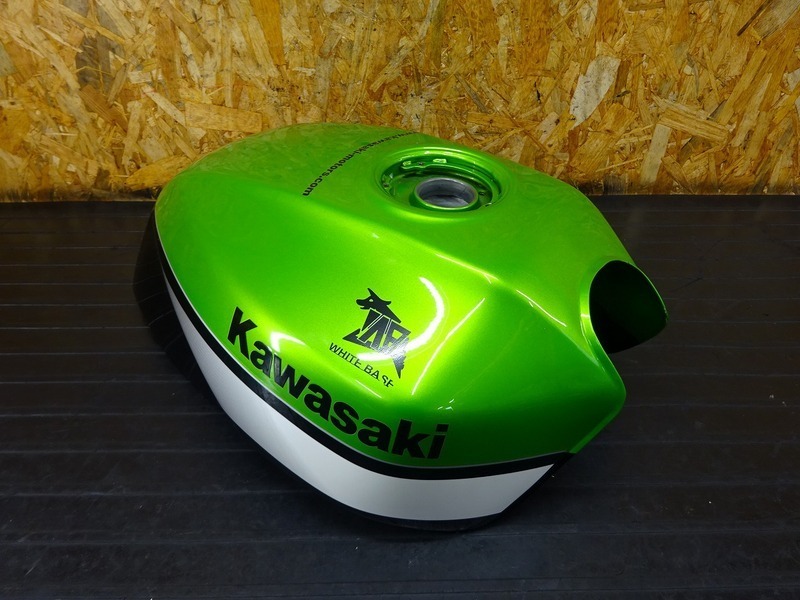 【210611】ZRX1200R(ZRT20A-050)■ 燃料タンク ガソリンタンク フューエルタンク 【イモビ付 ガソリンタンク ZRX1200R 210611ZRX1200R(ZRT20A-050)□ フューエルタンク ZRX1200(ZRT20A)◇ -zrx1200r