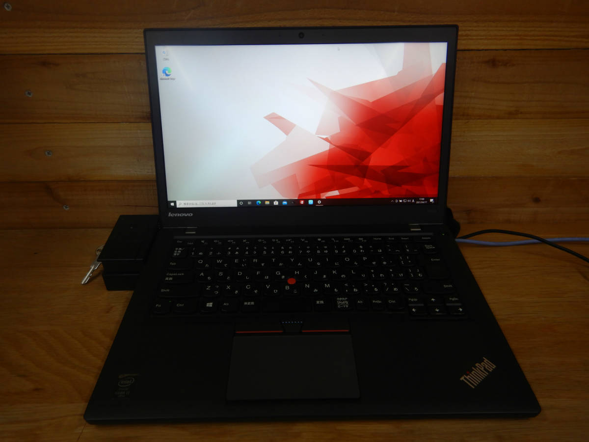 ThinkPad薄型Corei5ノートパソコンX240純正Lenovo電源アダプタ付属20AL