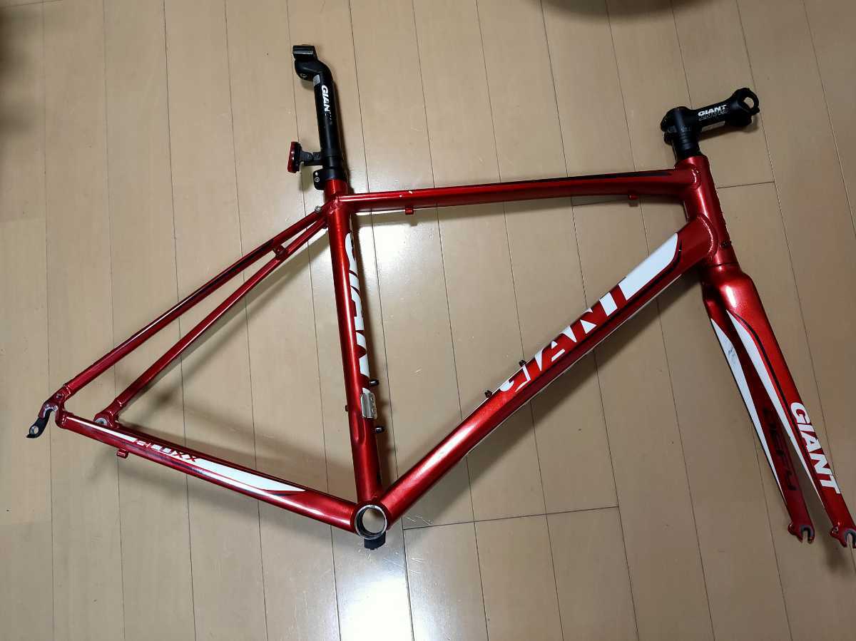 早いもの勝ち！！GIANT DEFY ロードバイクフレーム Mサイズ DEFY3 GIANT 0 Mサイズ ロードバイク Defy 公式通販 ジャイアント