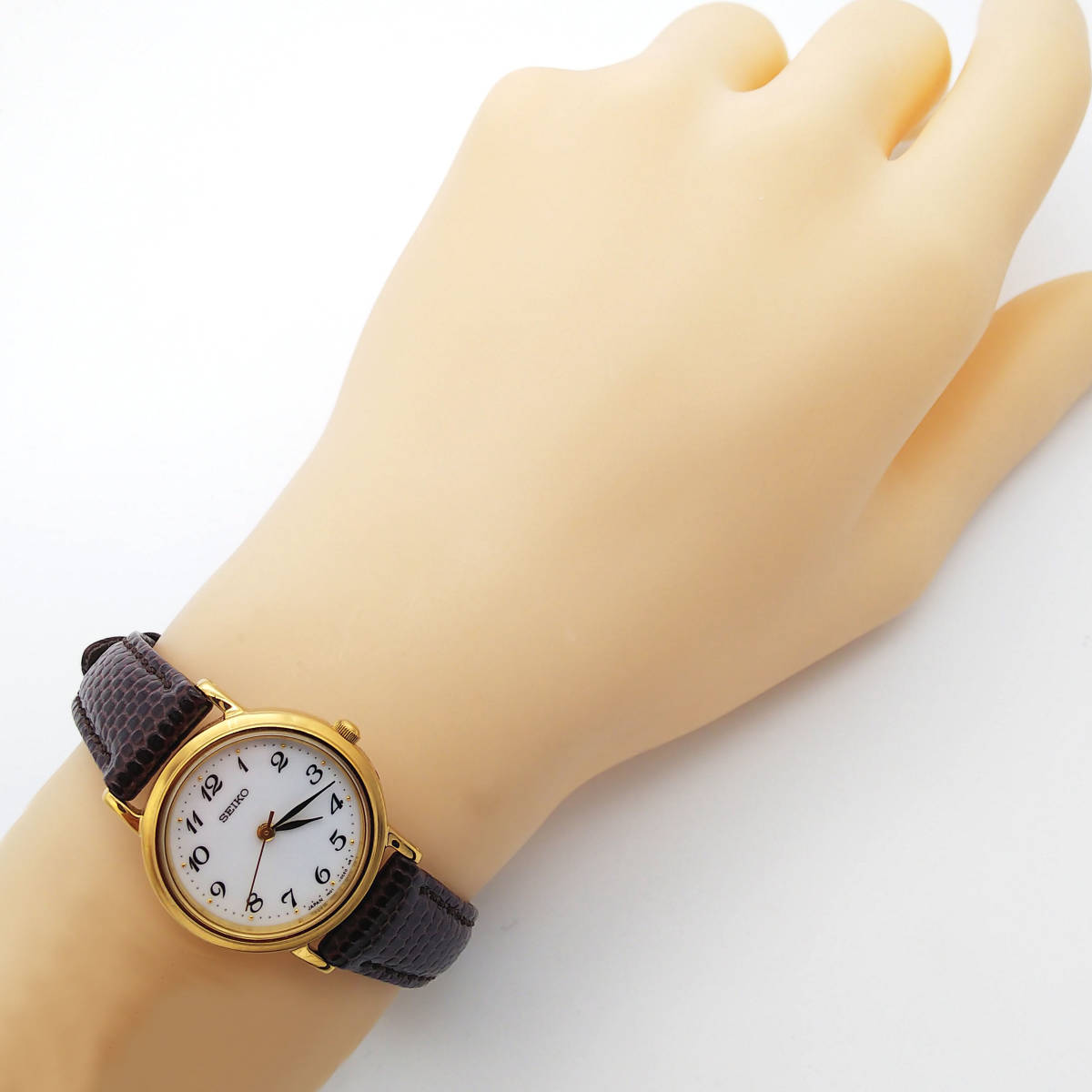 美品【電池交換済】☆セイコー☆SEIKO☆ゴールド ビンテージ 1N01-0BA0 