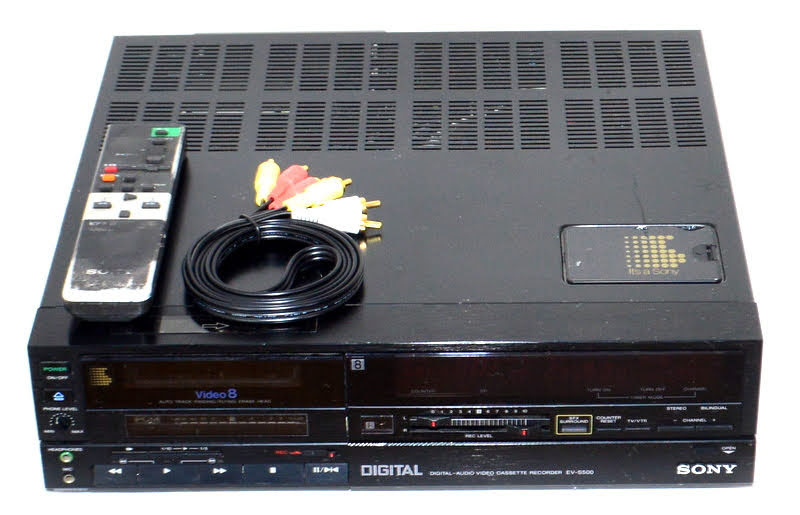 希少　小型　SONY ソニー　EV-S500 8mmビデオテープ　Hi8 激レア!!☆動作美品】SONY ソニー EV-S500 Hi8 ビデオ 8mm カセット