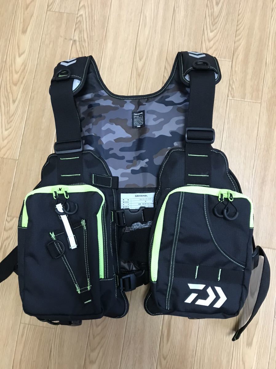 ダイワ ウェーディングベスト 未使用品 グローブライドDAIWA フローティングベスト ライフジャケット ダイワ