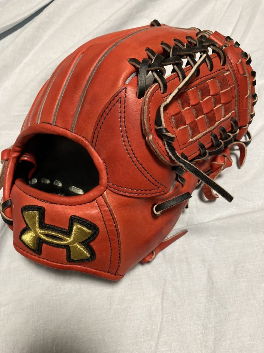 ７日まで値下げ！半額以下スタート！アンダーアーマー　硬式グローブ、グラブ　内野手　