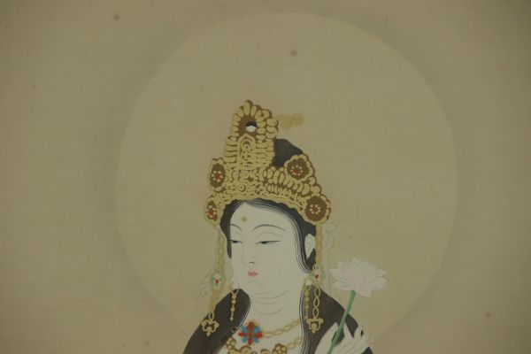 JUN075 掛軸 松波松観 『聖観音菩薩像』 絹本着色 共箱 仏画 仏教美術