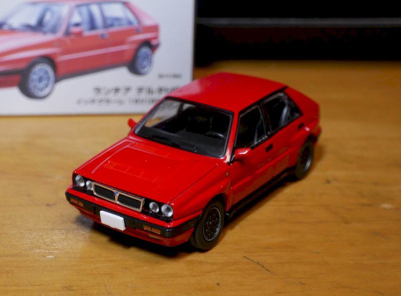 トミカ リミテッド ヴィンテージ ネオ ランチャア デルタ HF 4色セット