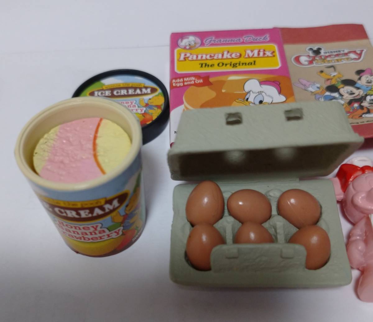 リーメント『ディズニー GoGo!マーケット』「2 ホームメイドスイーツは 