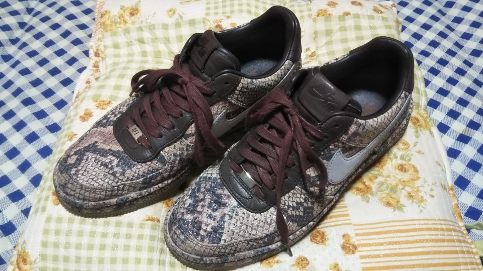 送料込み！美品！NIKE AIR FORCE 1 DOWN TOWN パイソン 総蛇柄 26.5cm US8.5 スネーク ナイキ エアフォース1 ダウンタウン AF1 577657-200