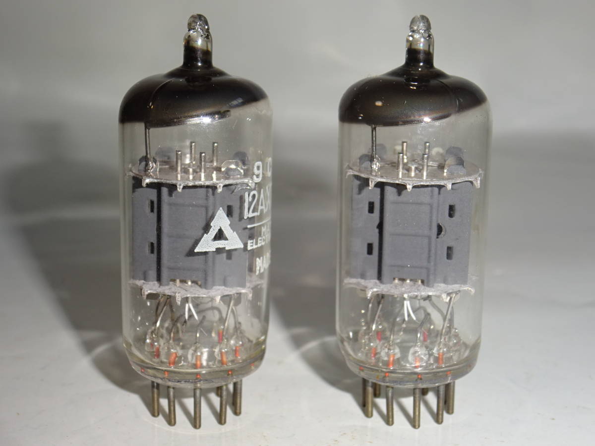 ○松下製真空管 12AX7(T) / ECC83 未使用元箱入り 2本の出品です。