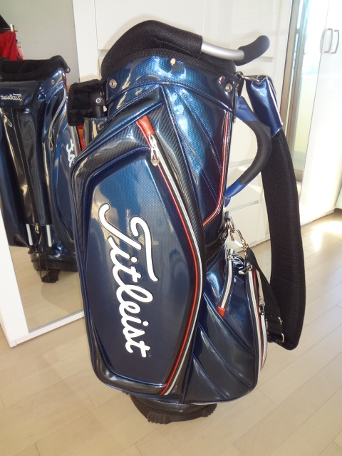 値下げ！Titleist タイトリストキャディバッグ 　9型（W/R/BK） ゴルフ 値下げ！Titleist タイトリストキャディバッグ 9型（W/R/BK）