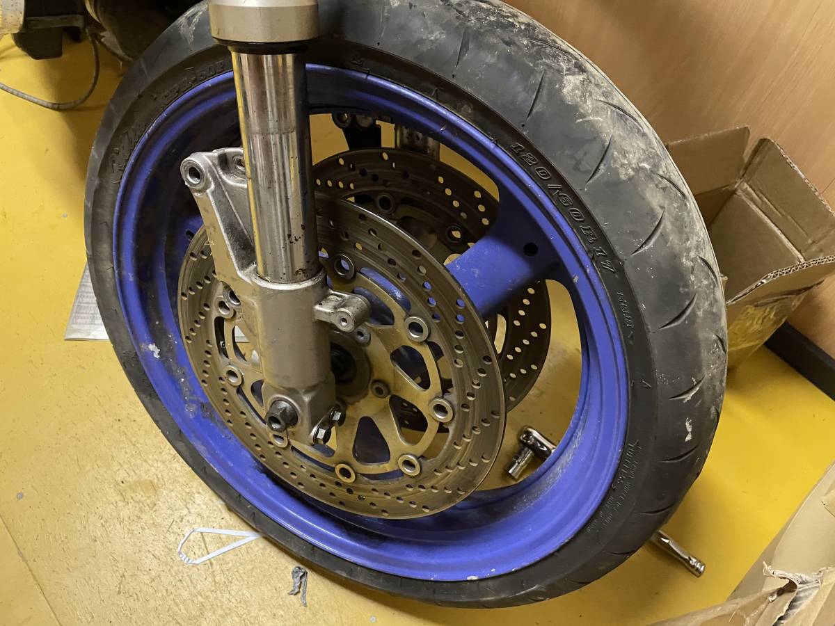 GSX-R400 GK76A フロントホイール ローター付き 15000キロ 無事故車より取外し GSX-R400R 