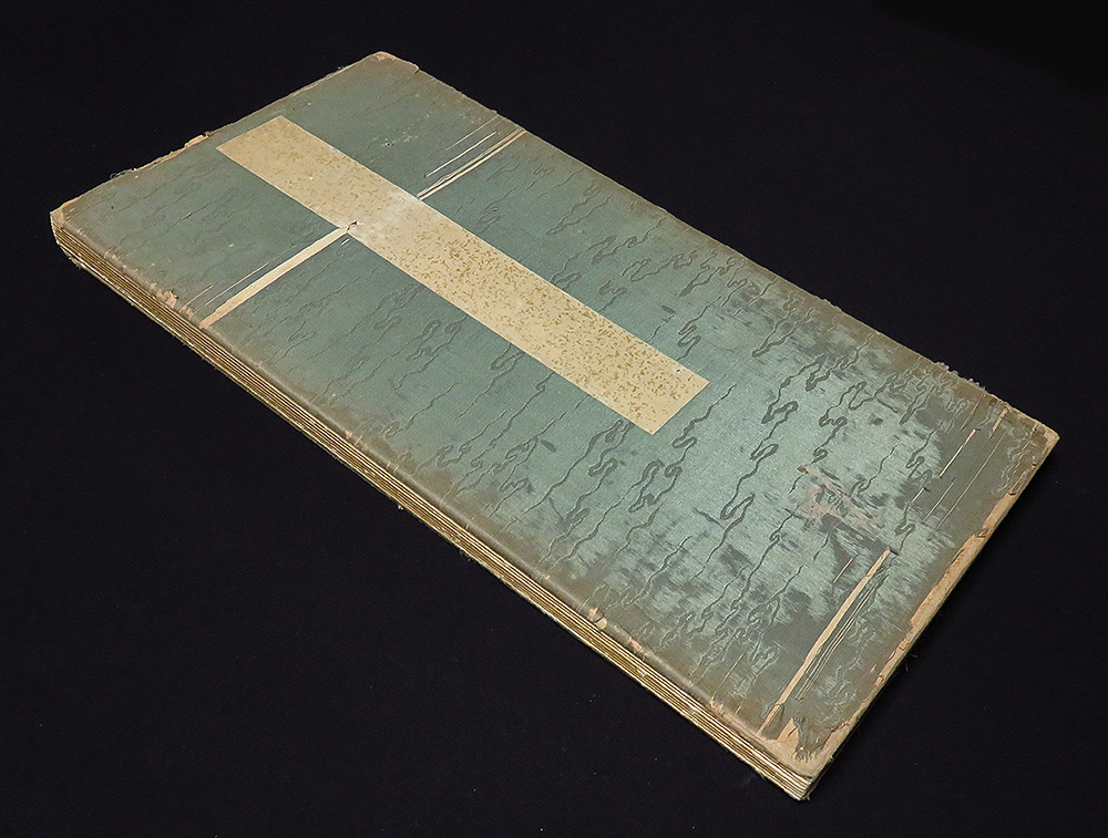 ＜B21419＞ 古い白帖 豪華絹装短冊帖 6丁24頁 四方金【検索：古筆手鑑作成中国古玩古写経唐本南画掛軸唐紙漢詩人書家古代裂】