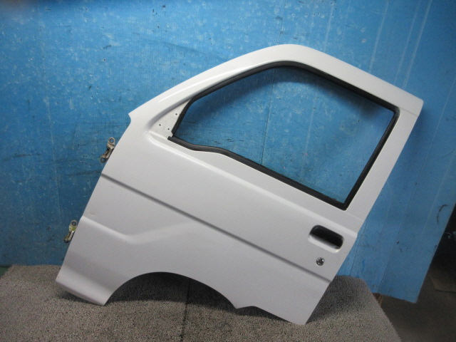 ハイゼットGD-S200P左ドア白W09 [ZNo:03016718] 145860