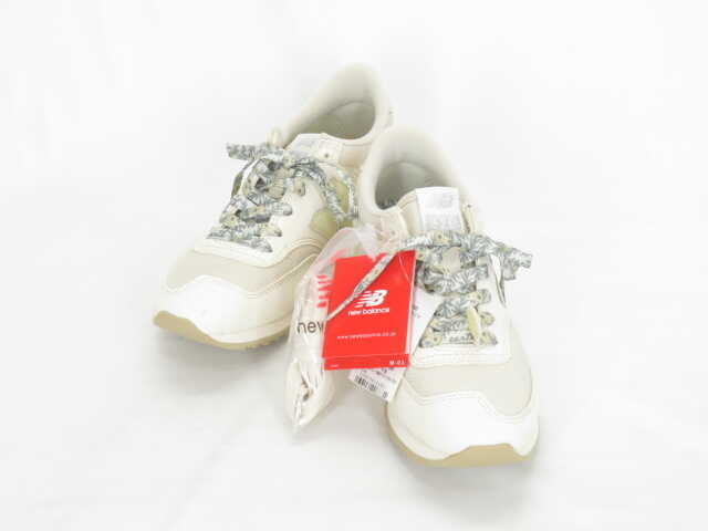 1円 超 ニューバランス アース 6 レディース スニーカー 23 ライトベージュ Bu657 23 0cm 売買されたオークション情報 Yahooの商品情報をアーカイブ公開 オークファン Aucfan Com