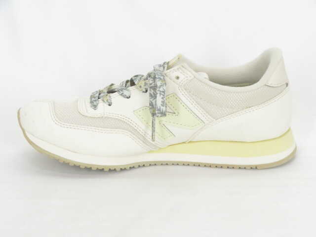 1円 超 ニューバランス アース 6 レディース スニーカー 23 ライトベージュ Bu657 23 0cm 売買されたオークション情報 Yahooの商品情報をアーカイブ公開 オークファン Aucfan Com