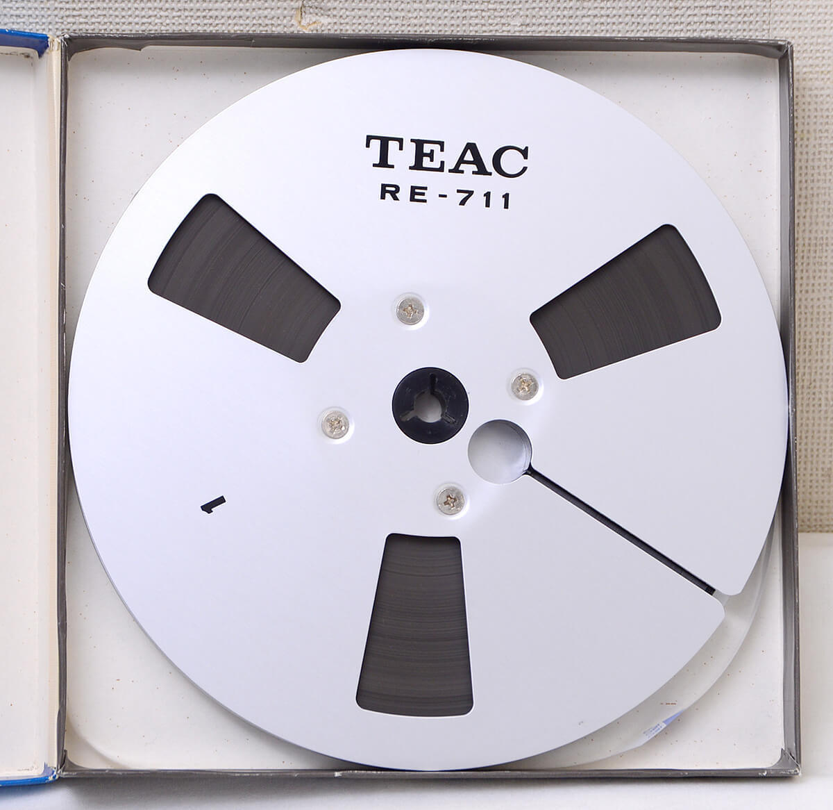 美品 TEAC ティアック RE-711 オープンリール メタルテープ 7号 1