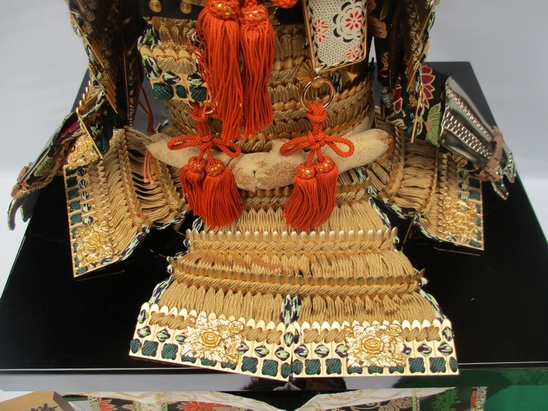 金小札緋威之大鎧 鎧兜 上原玉鳳 五月人形 昭和レトロ 五月人形 上原玉鳳作 Yahoo!オークション - 12号大鎧 金小札梨地茶絲裾
