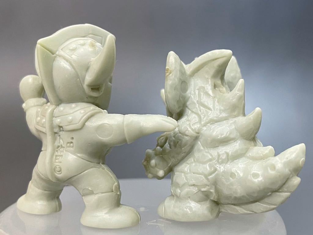 タイラント ウルトラマンタロウ 怪獣 消しゴム