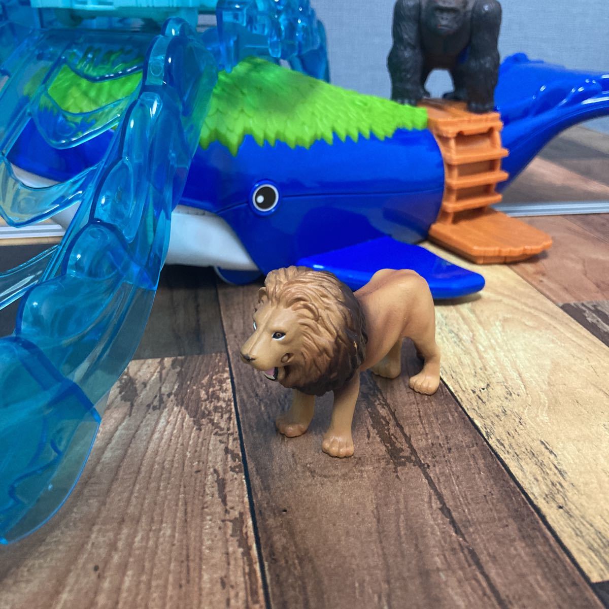 アニア クジラアイランド カバ ゴリラ ライオン 動物フィギュア3体セット 生き物 売買されたオークション情報 Yahooの商品情報をアーカイブ公開 オークファン Aucfan Com アニア クジラアイランド カバ ゴリラ ライオン 動物フィギュア3体セット 生き物 売買されたオークション情報 Yahooの商品情報をアーカイブ公開 オークファン Aucfan Com