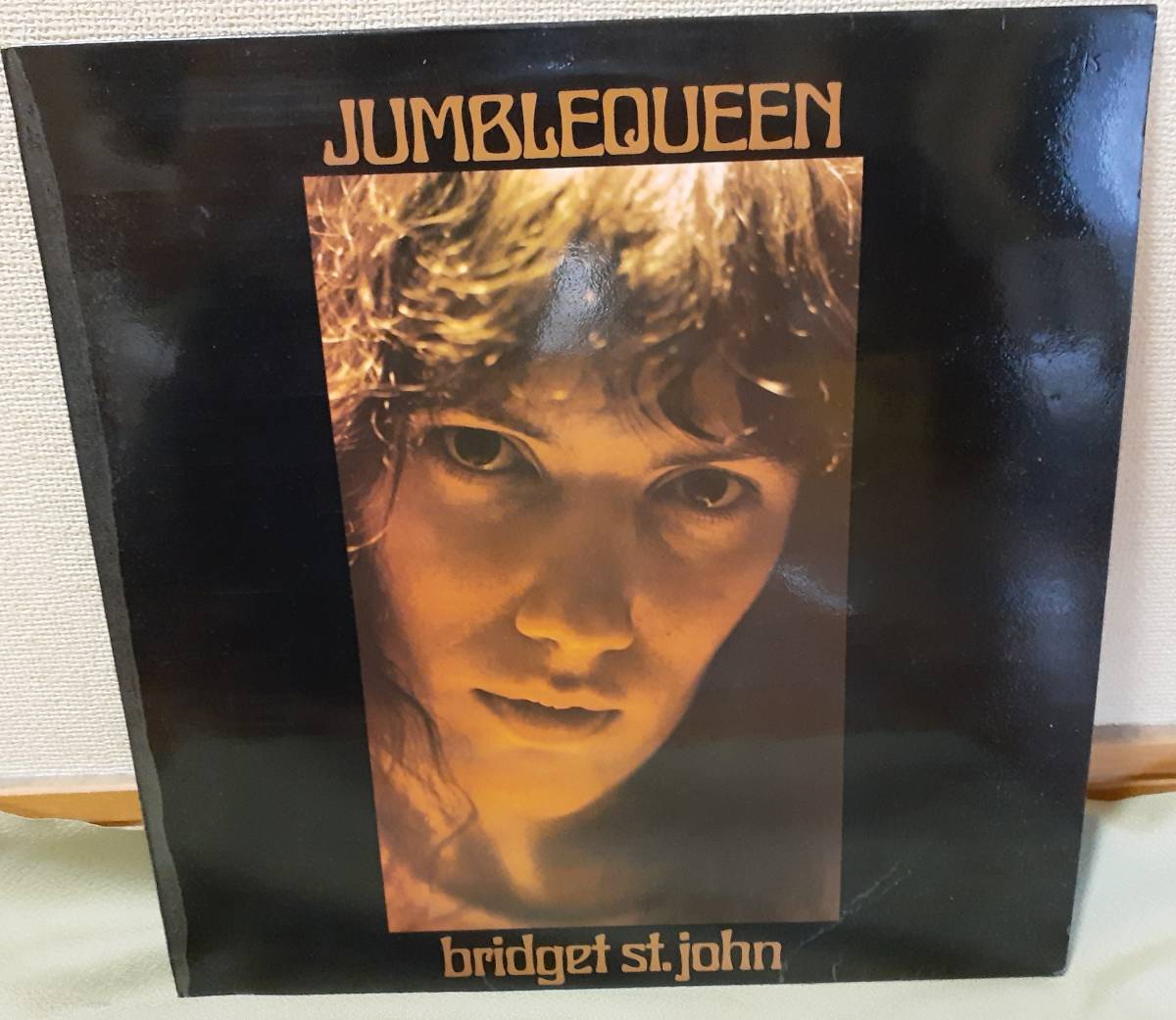 セール，定番人気 激レアLP Bridget St.John JUMBLEQUEEN UKオリジナル Chrysalis盤(B)｜売買されたオークション情報、yahooの商品情報をアーカイブ公開 - オークファン B