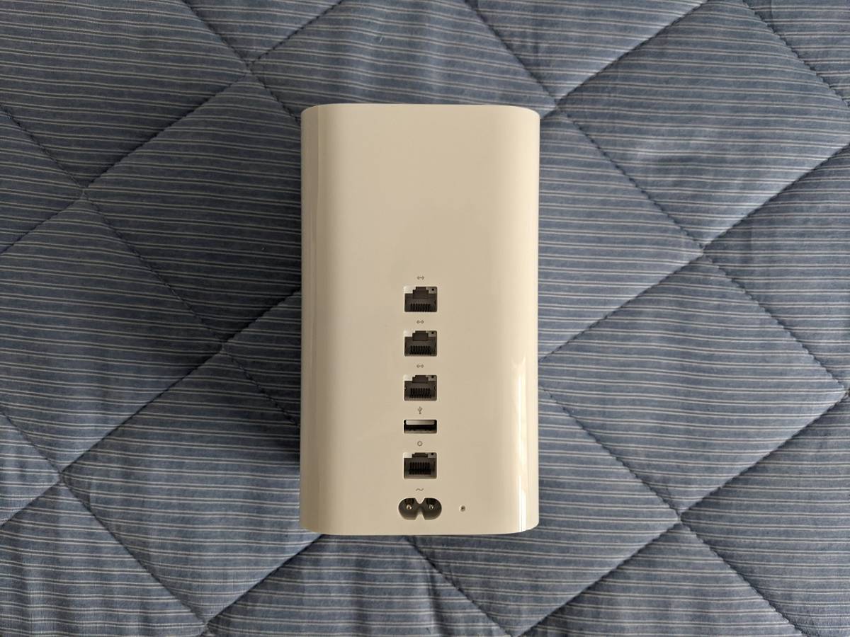 Extreme Apple AirMac 802.11ac AirPort - ME918J⁄A Station Base 