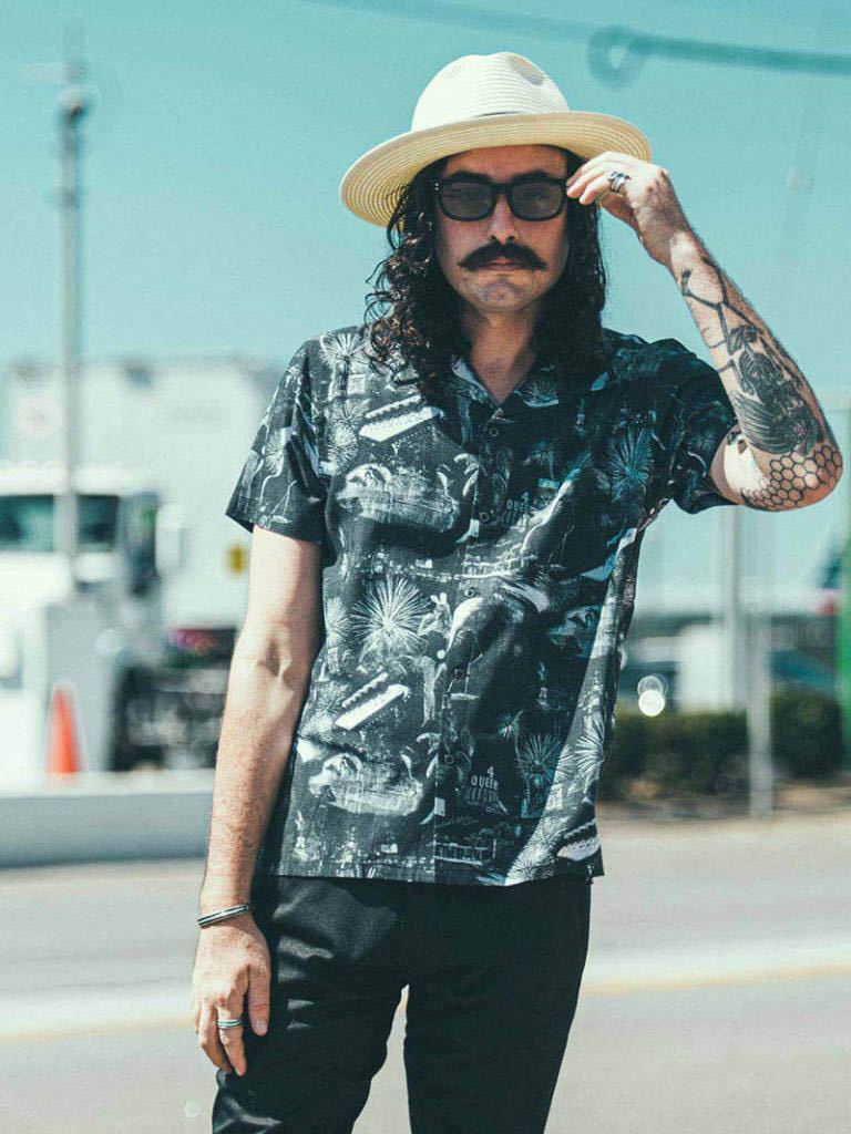 新品☆定価2万☆クライミーCRIMIE LAS VEGAS ALOHA SHORT SHIRT