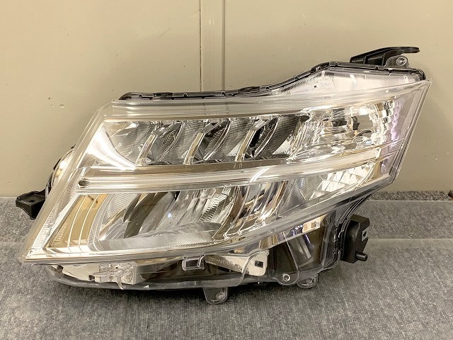 ルーミーカスタム/トールカスタム M900A/M910A M900S/M910S LED 前期/中期 左ヘッドライト/左ヘッドランプ STANLEY W3918 ▼19594/B1/あ M900A M910A M900S | 良品☆ 前期