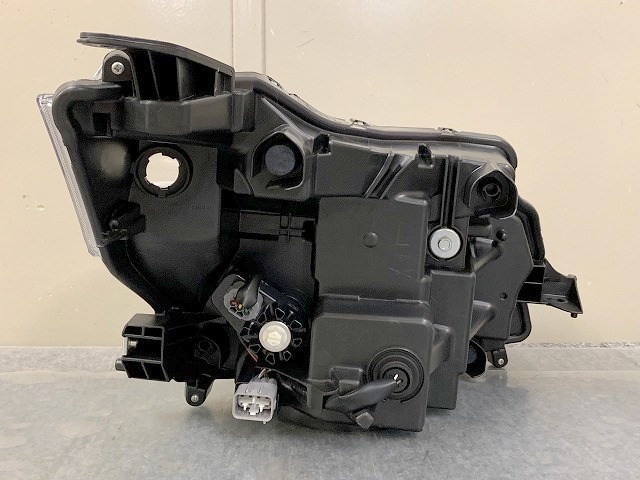 ルーミーカスタム/トールカスタム M900A/M910A M900S/M910S LED 前期/中期 左ヘッドライト/左ヘッドランプ STANLEY W3918 ▼19594/B1/あ M900A M910A M900S | 良品☆ 前期