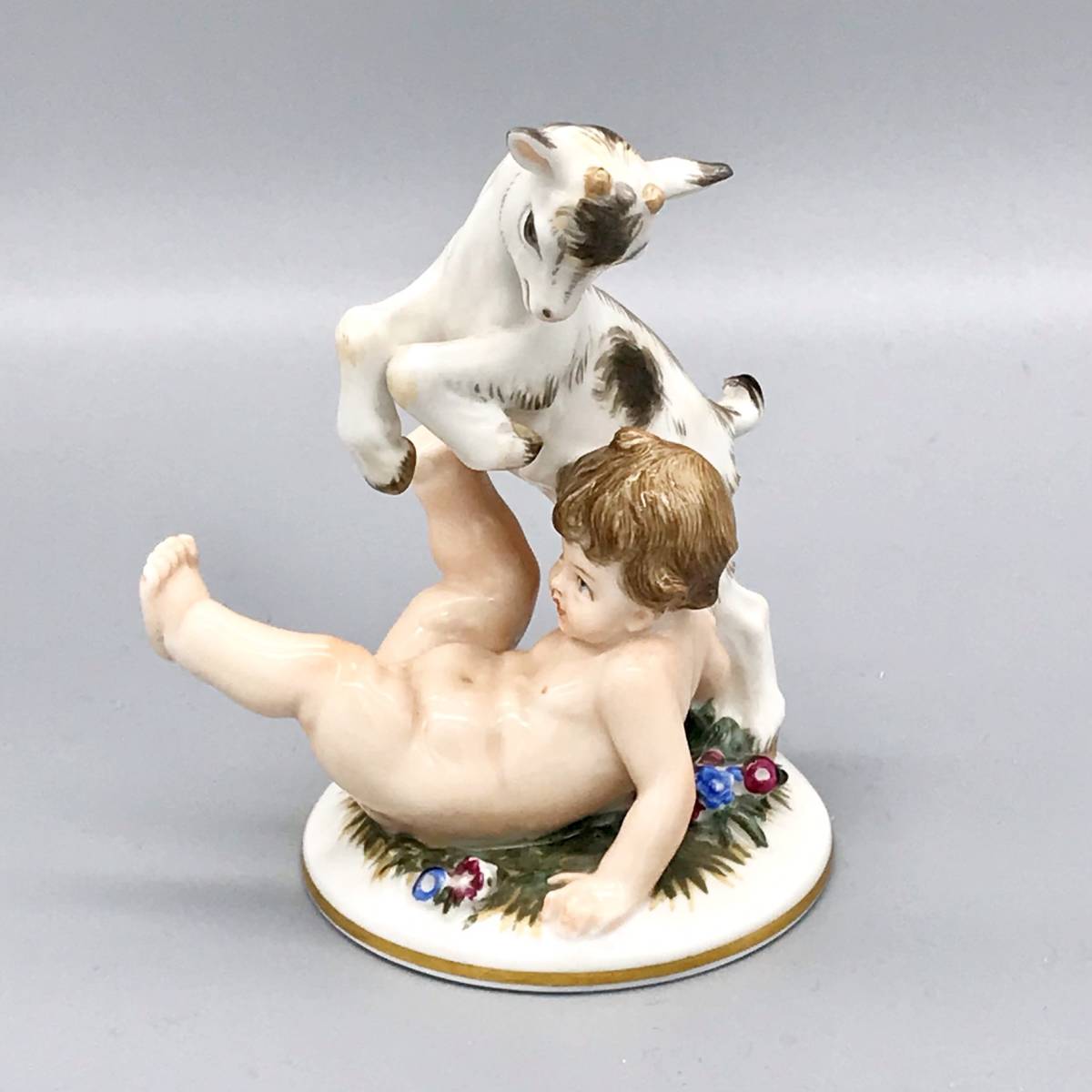 気品溢れる作品 AUGARTEN アウガルテン ウィーン 『ヤギと天使 