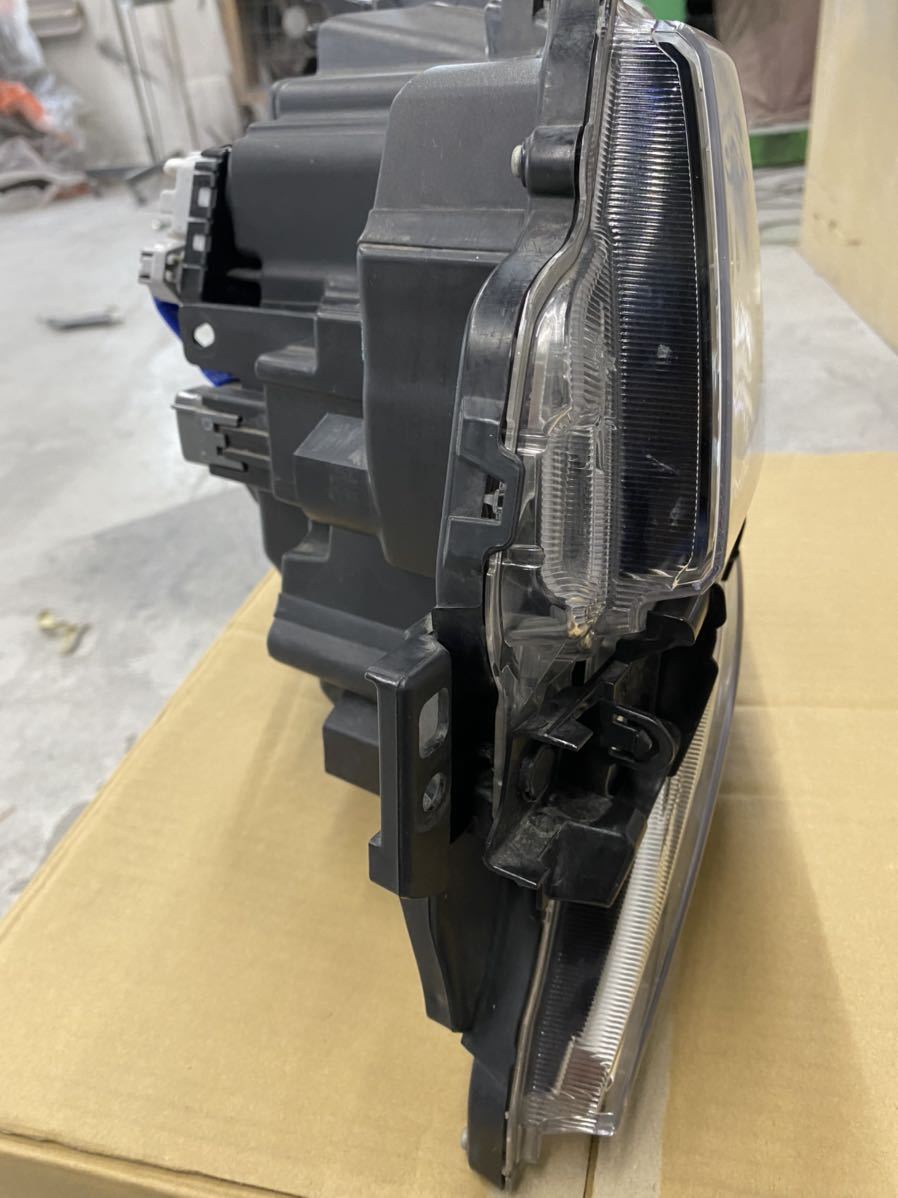 ワゴンR MH55S MH35S 左 左ヘッドライト LED スティングレー XS FZ