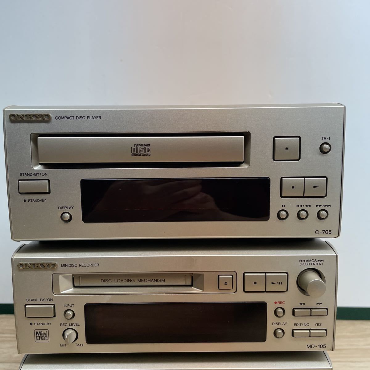 ONKYO A-905 システムコンポ オンキョー T-405W C-705 アンプ⁄AM FM A