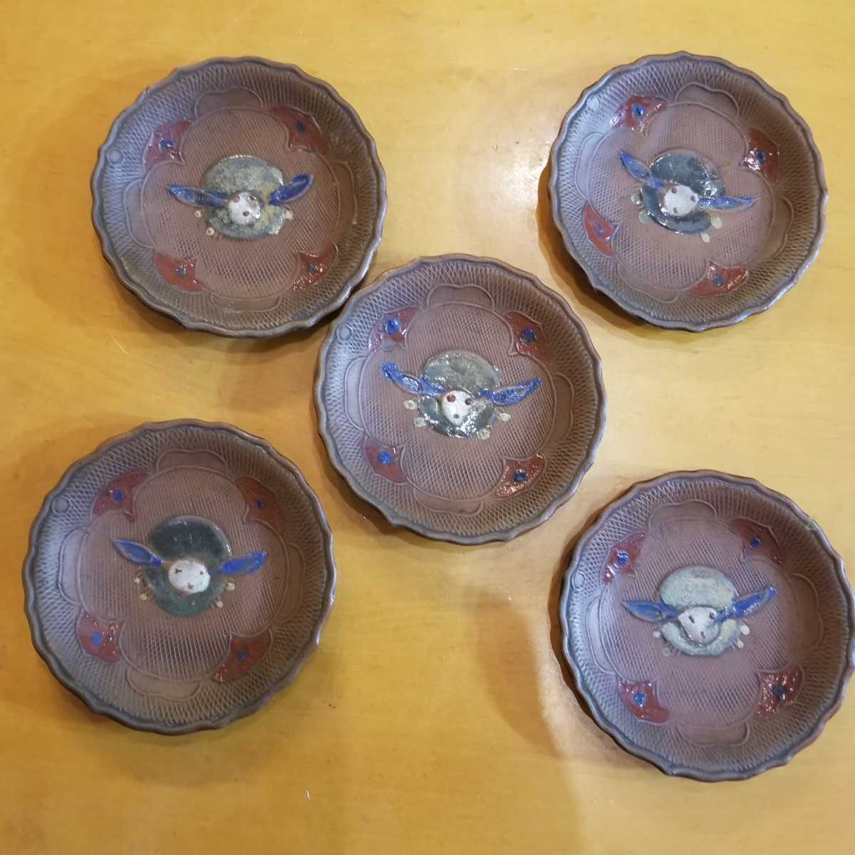 濱うさぎ 横濱の創作和菓子 煎餅 備前うさぎ文せんべい皿 うさぎ文皿