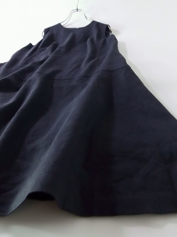 アンタイトル Untitled ノースリーブ 上品微光沢 ワンピース 1 Sサイズ ワンピース ロング 売買されたオークション情報 Yahooの商品情報をアーカイブ公開 オークファン Aucfan Com