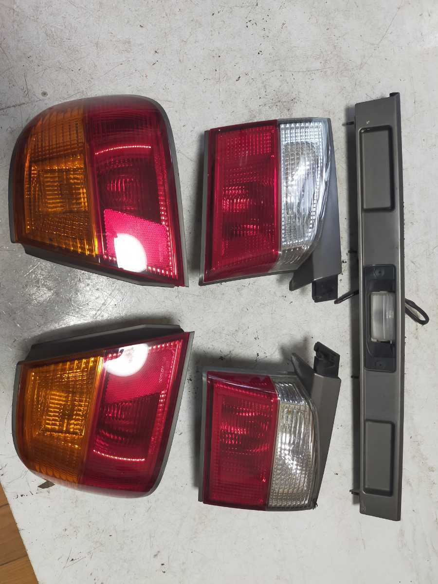 日産 プリメーラ P11 セダン テールライトセット _1