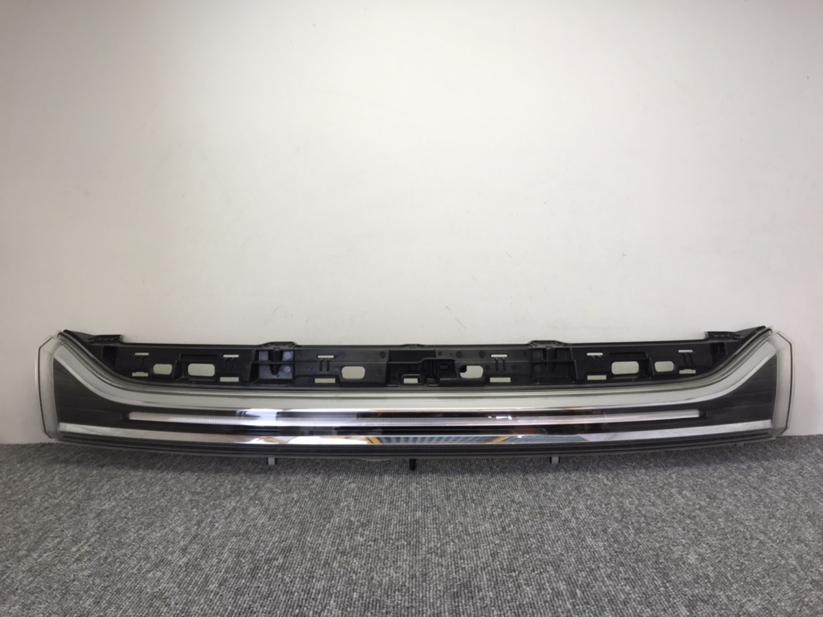 60488◇MA36S ソリオバンディット 純正 フロント イルミネーショングリル LED 72110-81P5◇H6-D1