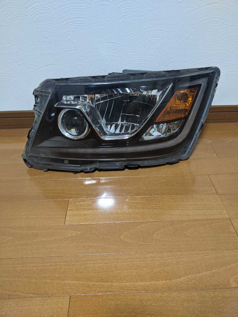 日野プロフィア、レンジャー左LEDヘッドライト トラック、ダンプ、建設